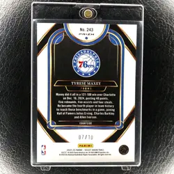 TYRESE MAXEY /10 Courtside GOLD WAVE 2024-25 Select Basketball Card #243 SIXERS - Image 2
