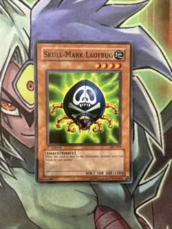 IOC-079 Skull-Mark Ladybug Common 1st Edition NM Yugioh Card - Image 1