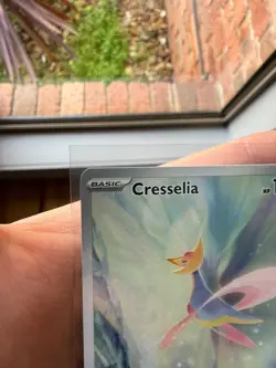 Cresselia 071/064 Holo Illustration Rare NM Shrouded Fable Pokemon Card - Image 4