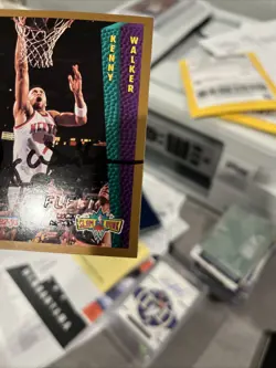 1992-93 Fleer Kenny Walker Stamped Redemption On Card Auto #277 New York Knicks - Image 3