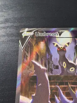 Pokemon Umbreon V Alt Art Evolving Skies Card 189/203 NM Condition - Image 2