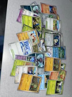 Pokemon TCG - Journey Together - Bulk 40 cards. Holo/Reverse Holo cards included - Image 1