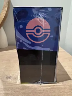 Chaos Rising Pokemon Center ETB Elite Trainer Box New and Sealed - Image 4