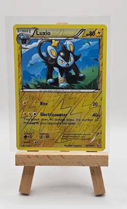 Luxio 33/106 Reverse Holo Flashfire Pokemon Card - Image 1