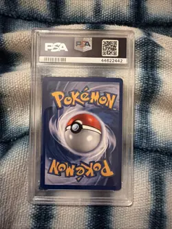 Pokemon 1999 Base Set Pikachu 58/102 Yellow Cheeks Shadowless PSA 7 - Image 2