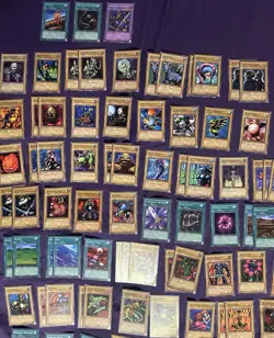 Yu-Gi-Oh LOB Bundle 89 Cards – Legend of Blue Eyes White Dragon Vintage Lot 2002 - Image 2