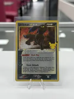 Pokemon Umbreon Gold Star Holo 17/17 Celebrations - NM - Image 1