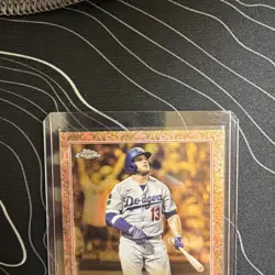 2022 Topps Gilded Collection Rose Gold Etch Auto 25/25 Max Muncy Dodgers #GEA-MM - Image 3
