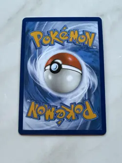 The Pokemon Company Lumineon V 156/172 Brilliant Stars Alt Full Art Holo UR - Image 2