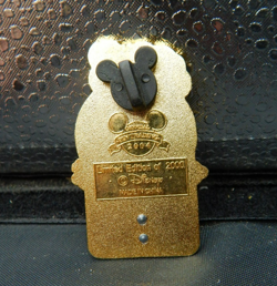 AUTHENTIC DISNEY MICKEY MOUSE NIFTY NINETIES 2004 LIMITED EDITION PIN - Image 2