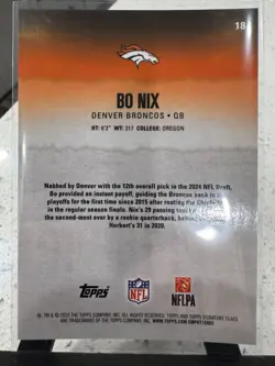 2025 Topps Signature Class Football Bo Nix Green /175 Serial #18 Denver Broncos - Image 2