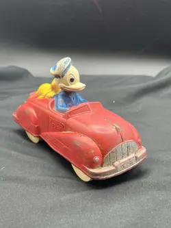 1940’s Vintage Disney Sun Rubber Donald Duck & Yellow Pluto Red Car Original - Image 3