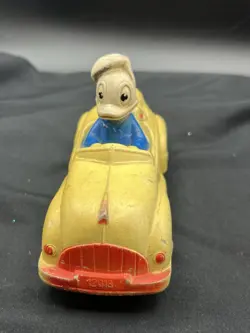 1940’s Vintage Disney Sun Rubber Donald Duck & Yellow Pluto Yellow Car Original - Image 3