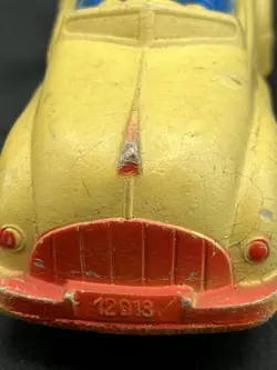 1940’s Vintage Disney Sun Rubber Donald Duck & Yellow Pluto Yellow Car Original - Image 4