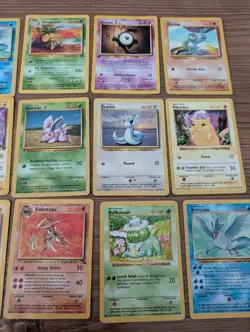 Pokemon TCG 18 Card Vintage1999 WOTC Lot - Base/Jungle Shadowless Pikachu - Image 3
