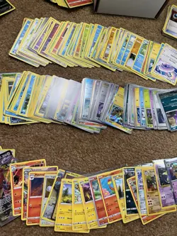 Pokemon Card Lot 300+ Cards Holo Reverse Holo V Cards Vintage Modern Pikachu - Image 5