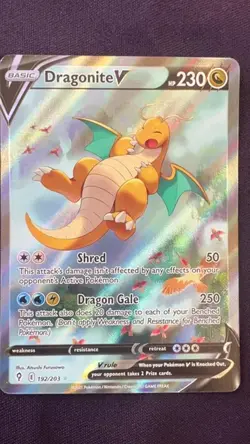 Pokemon TCG Dragonite V Evolving Skies 192/203 Holo Ultra Rare - Image 2