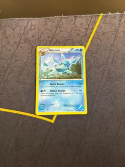 Glaceon 30/108 Dark Explorers LP - Image 1
