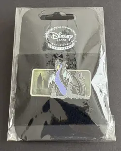 Disney Store Exclusive Maleficent Dragon On Castle Drawbridge 2008 Pin on Pin - Image 4