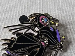 2006 DISNEY Pin - MALEFICENT AND DRAGON ON CASTLE TOWER - Image 2