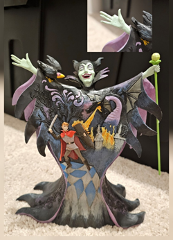 Disney Sleeping Beauty Maleficent Figurine Broken Hand - Image 1