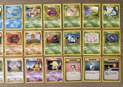 36 rare original 1999 Pokemon cards base set, fossil and jungle - Image 3