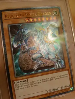Yu-Gi-Oh 2017-18 Blue-Eyes White Dragon PSA 8 NM-MINT YSKR-EN001 Ultimate Rare! - Image 2