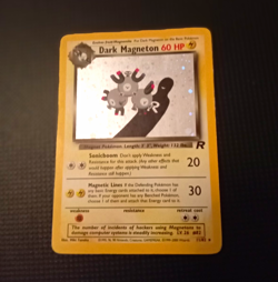 Wizards of the Coast Pokemon TCG Team Rocket Dark Magneton 11/82 Holo Rare 60HP - Image 1