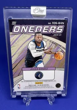 2024-25 Panini One and One FOTL Julius Randle The Oneders On Card Auto GOLD /10 - Image 2