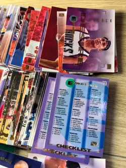 Lot of (135) 1994-95 Skybox Emotion Basketball Cards Starter Set Lot Stars - Image 4