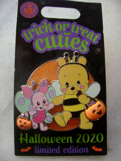 DISNEYLAND TRICK OR TREAT CUTIES HALLOWEEN 2020 LIMITED EDITION PIN POOH PIGLET - Image 1