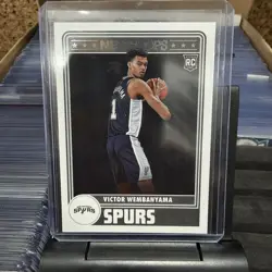 2023 NBA Hoops - VICTOR WEMBANYAMA ROOKIE CARD #298 San Antonio Spurs - Image 1