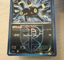 Pokemon TCG Umbreon Plasma Freeze 64/116 Reverse Holo Rare - Image 3