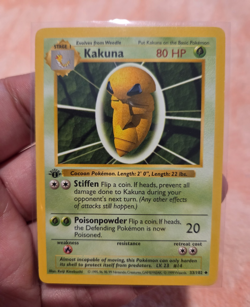 Pokemon TCG Base Set Shadowless 1st Edition Kakuna 33/102 Uncommon - Image 1