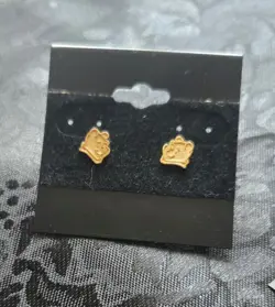 DISNEY/WINNIE THE POOH 10K Gold Stud Earrings - Image 5