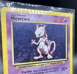 1999 Pokemon - Base Set Unlimited - Mewtwo 010/102 - Holo Rare - Image 3