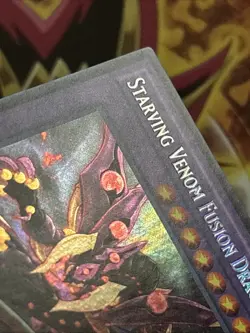 Starving Venom Fusion Dragon INOV-EN038 1st Edition Secret Rare LP - Image 2