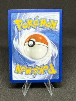 Pokemon TCG Pikachu 005/025 Celebrations Full Art 25th Anniversary Holo Rare - Image 2