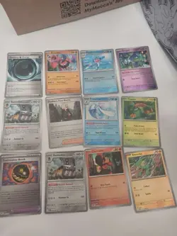 Pokemon TCG Mixed Card Lot - Image 5