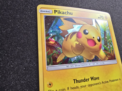 Pikachu - SM76 - Holo - Black Star Promo 2017 *NM-LP* Pokemon TCG - Image 3