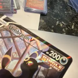Pokemon TCG Umbreon V TG22/TG30 Brilliant Stars TG Holo UR EN 200 HP - Image 3