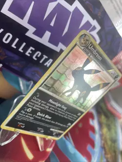 Pokemon TCG Umbreon Undaunted 10/90 Holo Exclusive Cracked Ice Holo Rare LP - Image 3