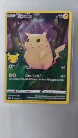 Pikachu 005/025 Celebrations Full Art Pokemon TCG - Image 1