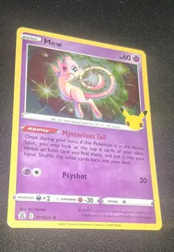 Mew 011/025 Celebrations Holo Pokemon TCG Near Mint - Image 1