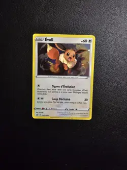 Carte Pokemon HOLO Evoli SWSH042 Promo Epee & Bouclier FR - Image 1