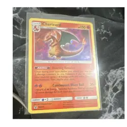 The Pokemon Company Charizard SM226 Holo Promo 150 HP Stage 2 English 2019 - Image 1