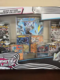 Brand New Pokemon TCG Unova Heavy Hitters Costco Premium Collection Box 12 Packs - Image 4