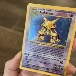 Alakazam Shadowless Holo Rare Base Set 001/102 WOTC MP - Image 3