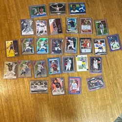 Sports card 28-Card Lot mixed with Autographs Rookies and numbered cards - Image 1