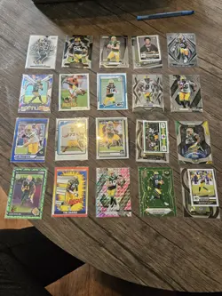 Green Bay Packers - 20 Card Lot (Inserts, Rookies, Parallels, Vets) - Image 1